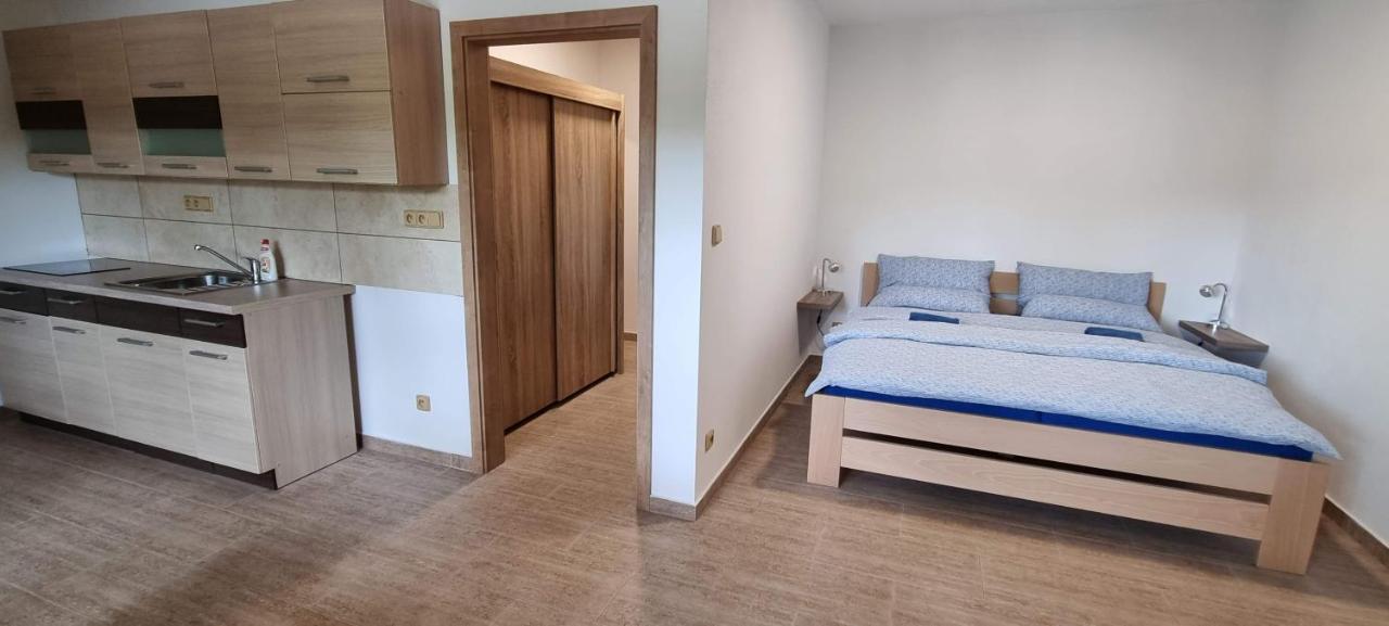 Apartmány Adieu 2 Třeboň Exteriér fotografie